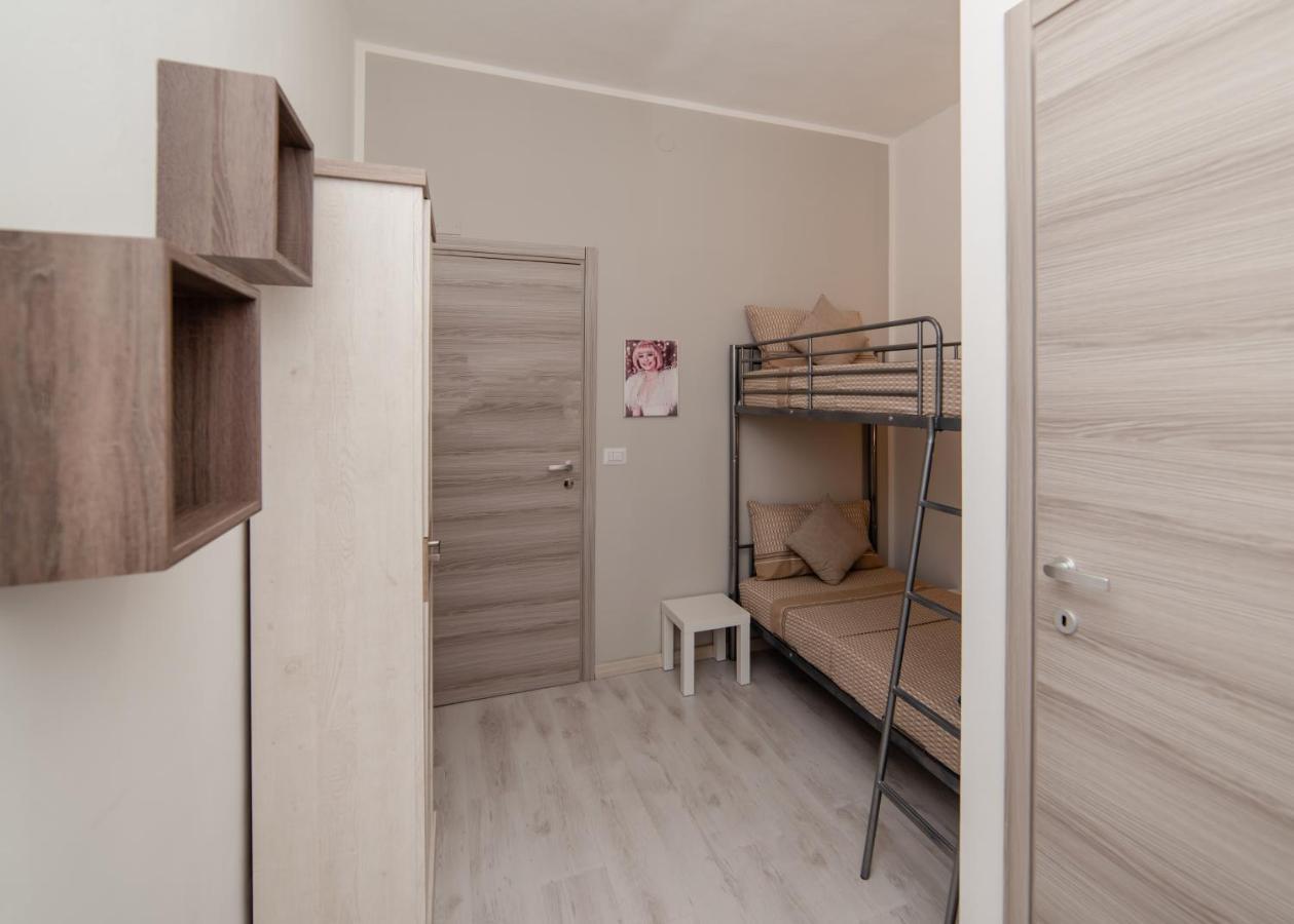 Carramba! Che Room Кальярі Екстер'єр фото